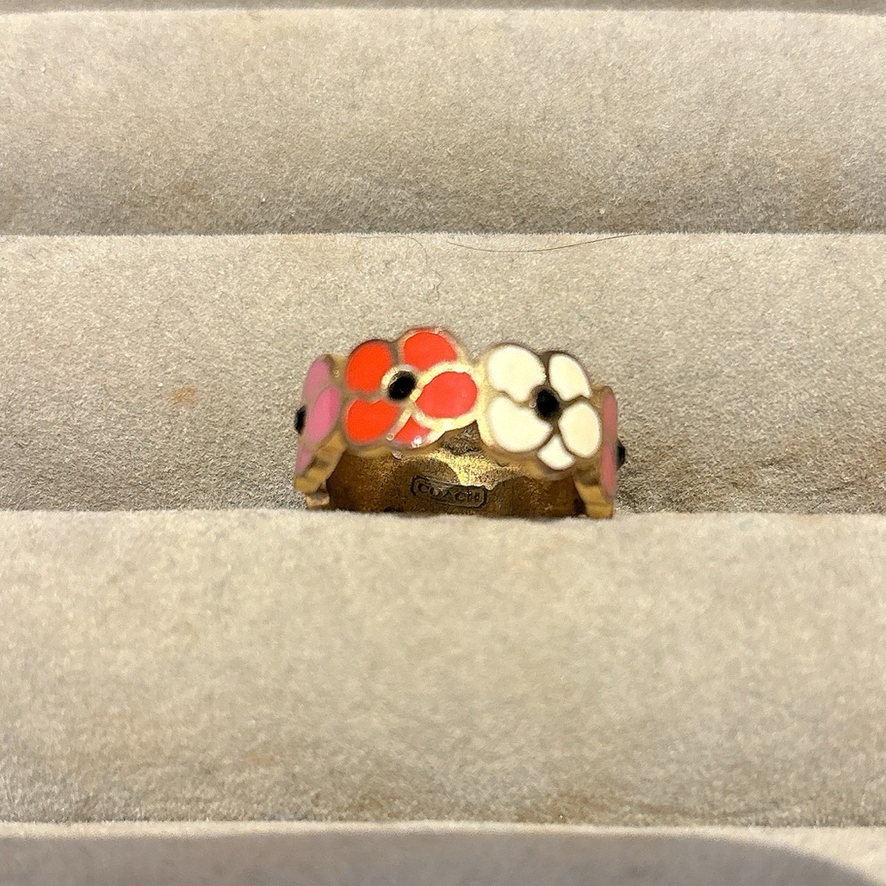Coach flower ring size 5